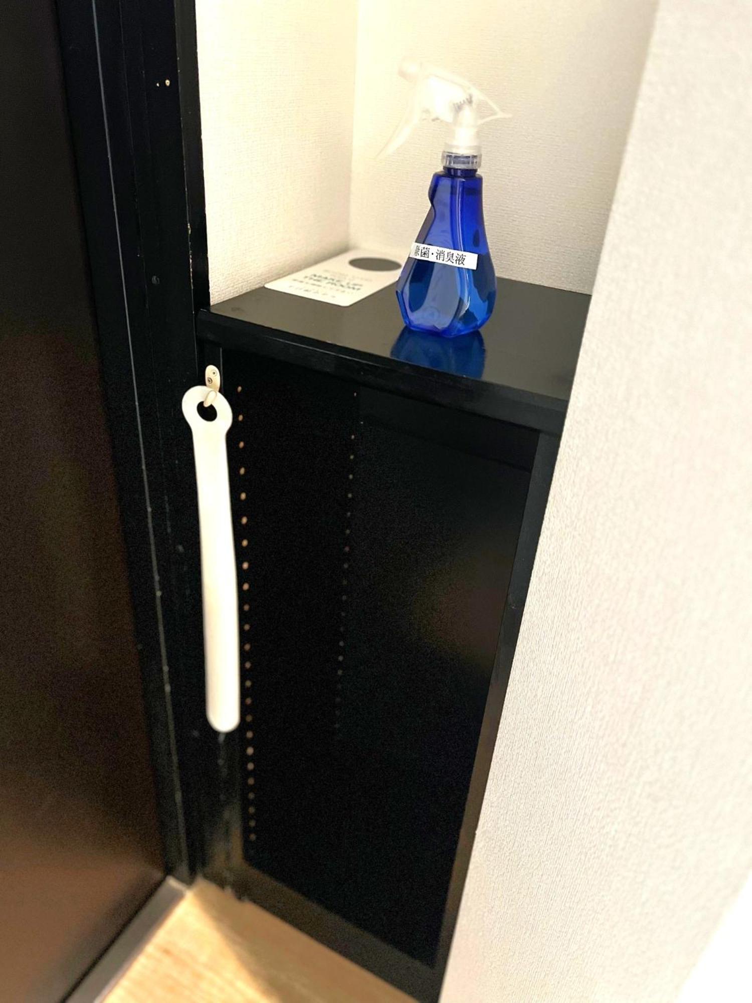 Business Inn Sennichimae Hotel Osaka Bagian luar foto