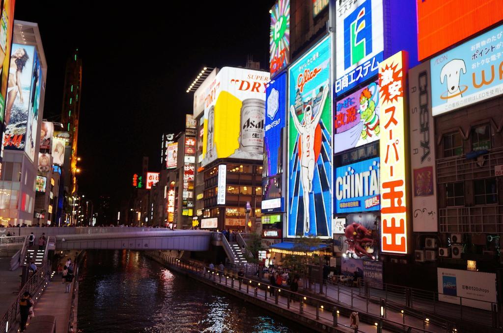 Business Inn Sennichimae Hotel Osaka Bagian luar foto